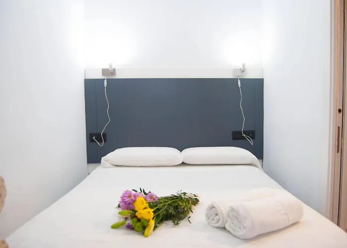 Caleros 8 Estudio - De La Parte Antigua De * Caces